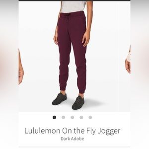 Lululemon On the fly joggers